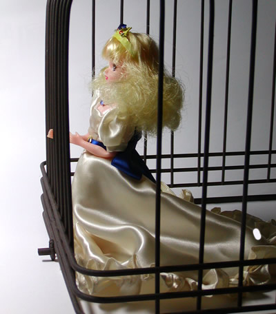 ローラ　囚われ