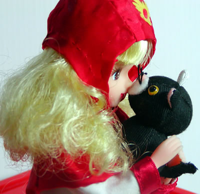 ムーン姫　金髪　黒猫１