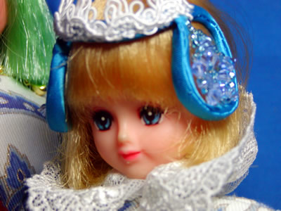 マリア　青ドレス　別襟