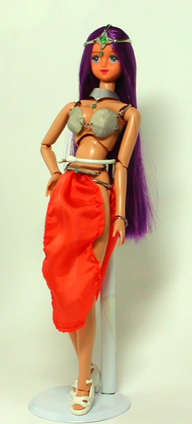 マーニャ立ち姿１