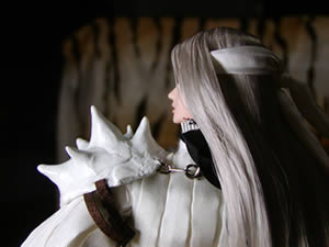 ピサロ　フェルト試作＋防具＋マント　後ろ姿