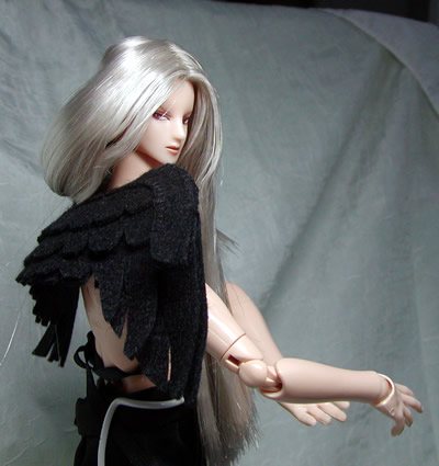 ピサロ　黒翼　立ち姿　３