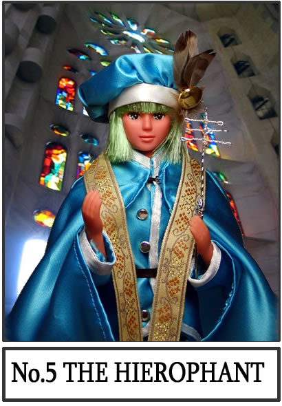 NO.５　The Hierophant